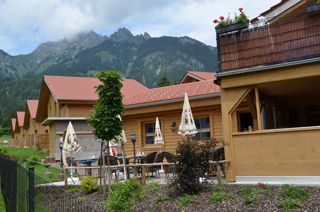Feriendorf Am Hahnenkamm ロイテ エクステリア 写真