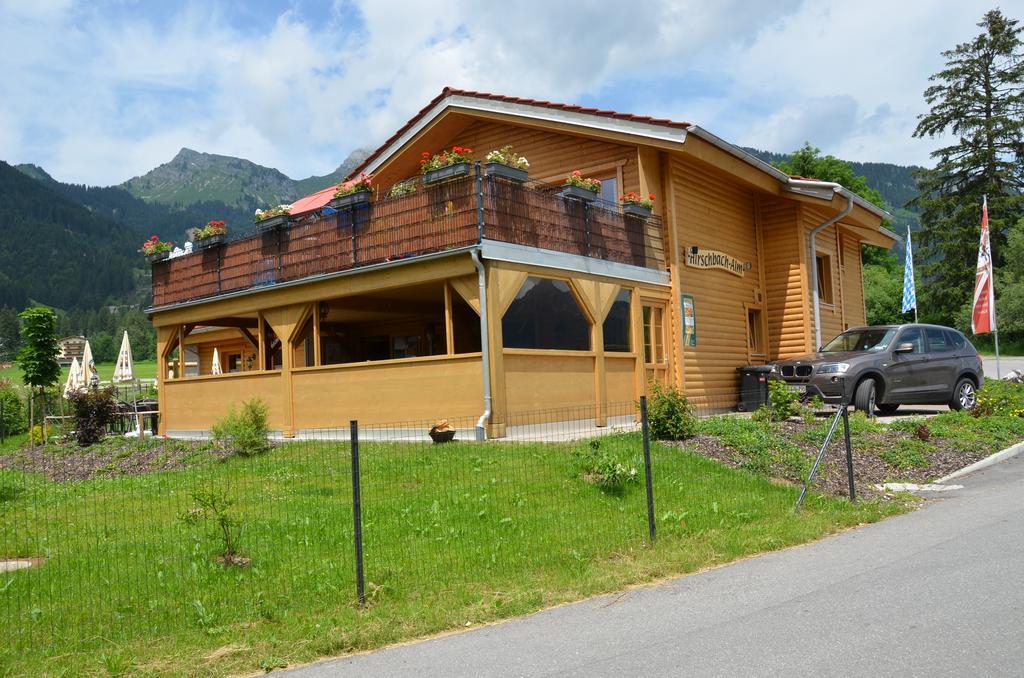 Feriendorf Am Hahnenkamm ロイテ エクステリア 写真